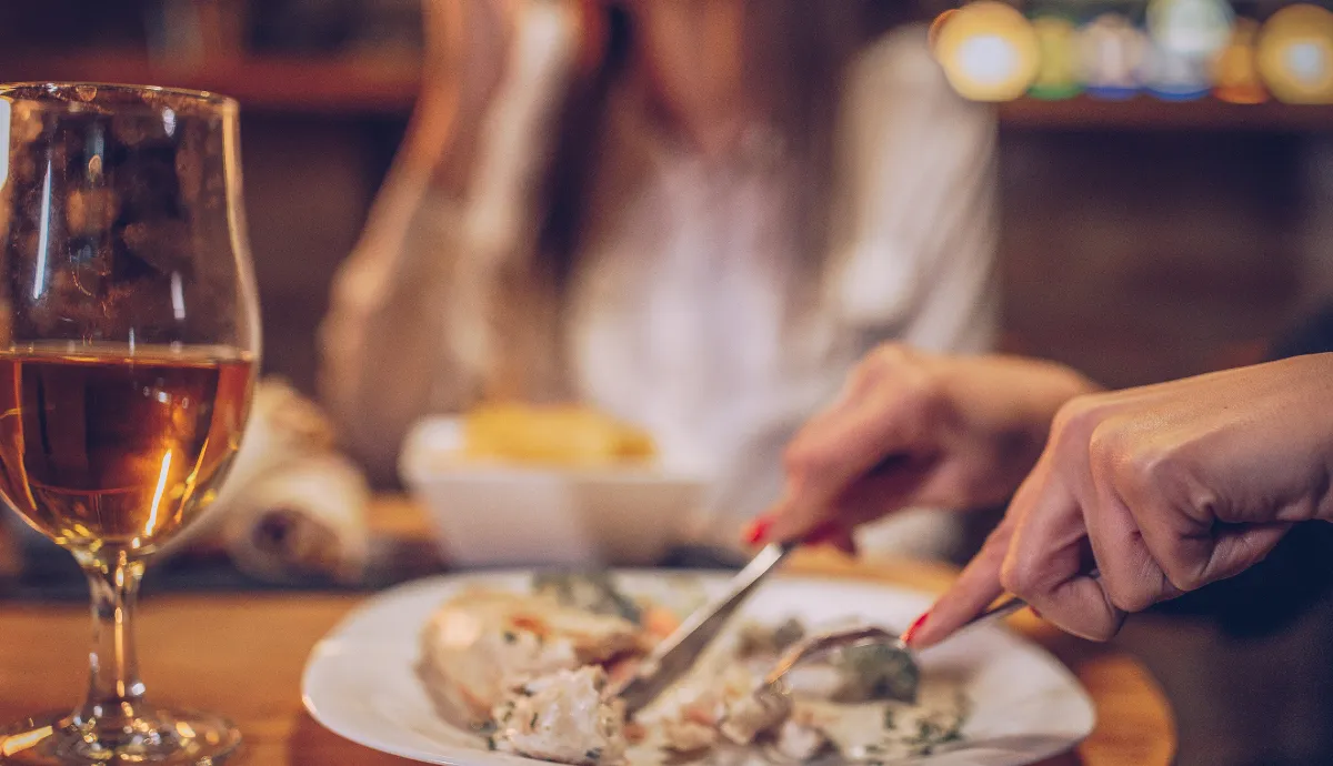 パパ活アプリ ご飯だけ